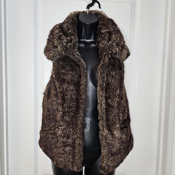 Jou Jou Brown  Vegan Fur Vest, Women's Size L - Picture 1 of 4